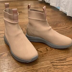 🌧️ Native Shoes Nova Hydroknit Waterproof Boots 7 NWOT Lightweight Eco friendly